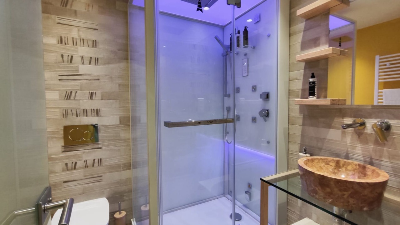 Photo of Bathroom in Monastiraki