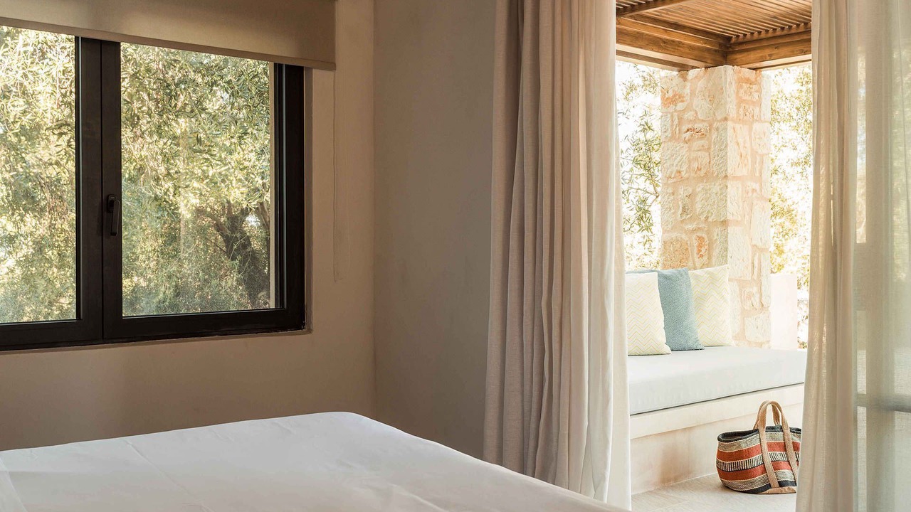 Photo of Bedroom in Petaleia