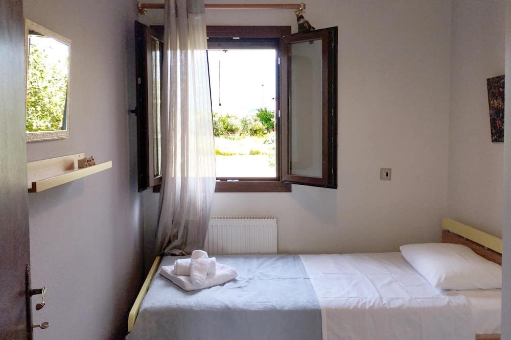 Photo of Bedroom in Artemida