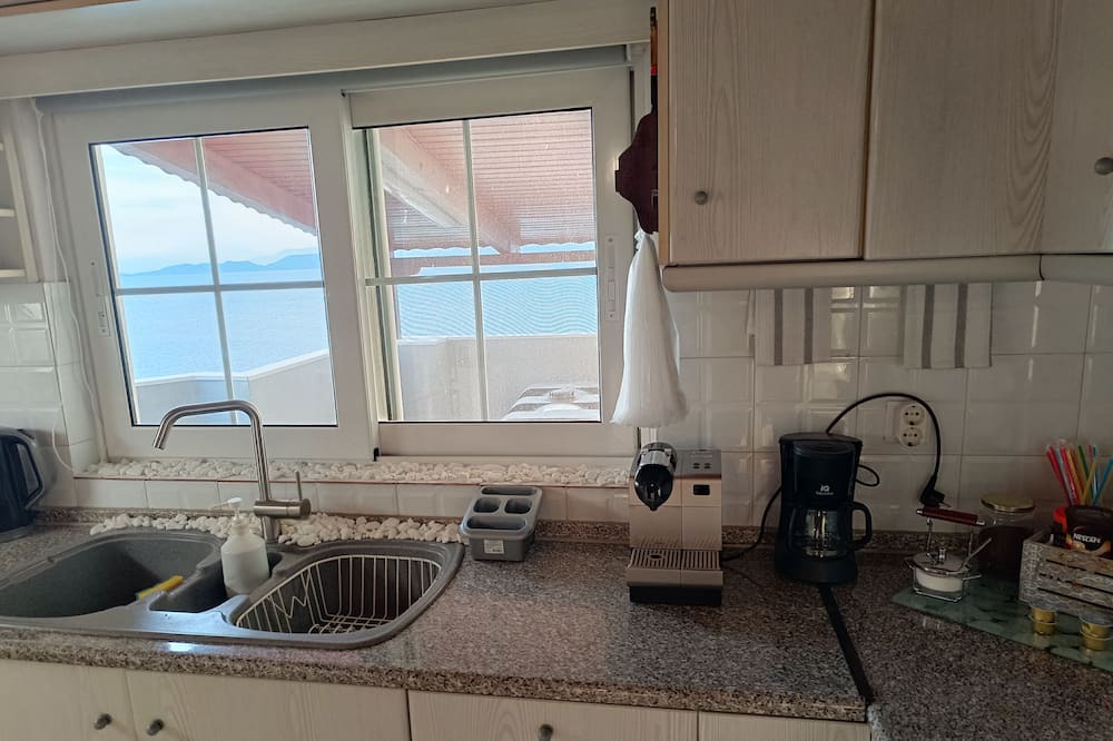 Photo of Kitchen in Korithion
