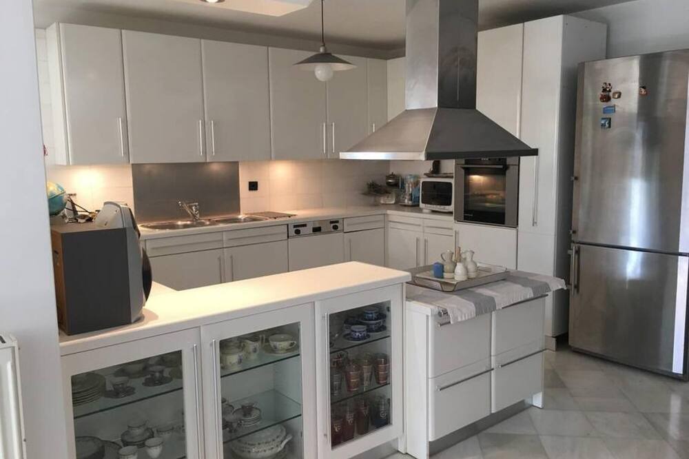 Photo of Kitchen in Lagonissi