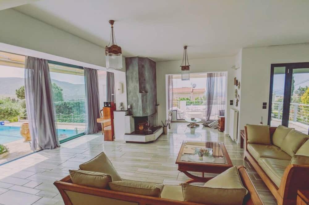 Photo of Livingroom in Lagonissi