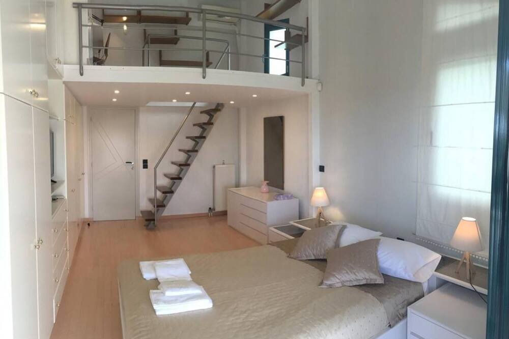 Photo of Bedroom in Lagonissi