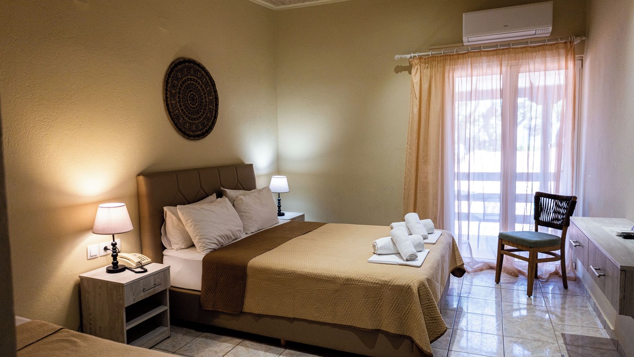 Photo of Bedroom in Nea Styra