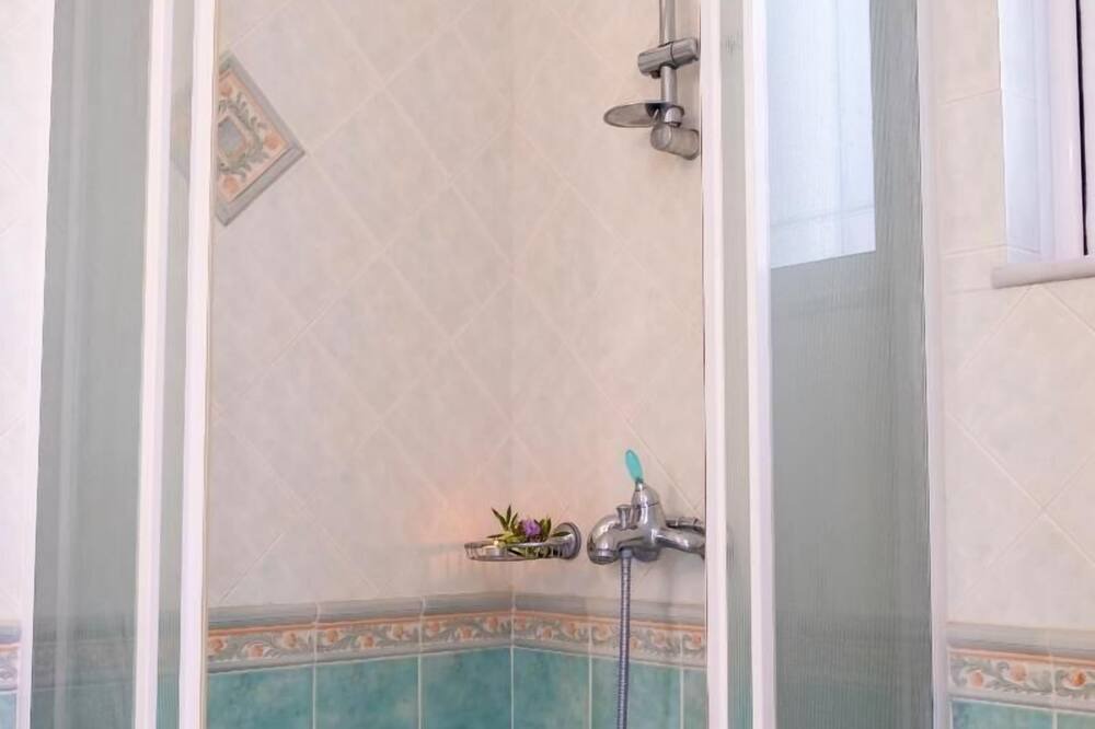 Photo of Bathroom in Pitharion