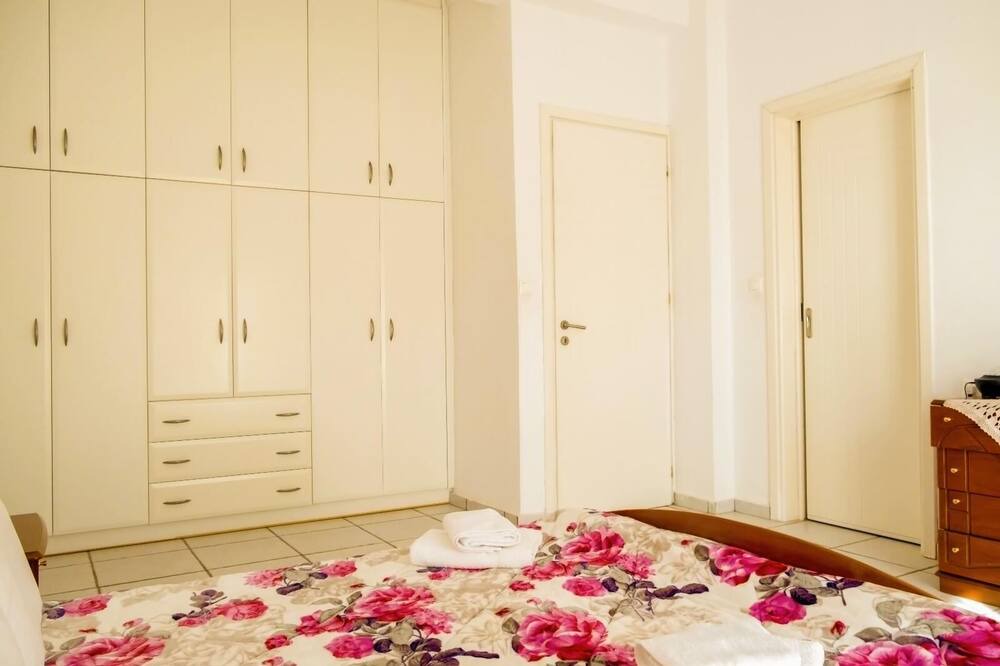 Photo of Bedroom in Pitharion
