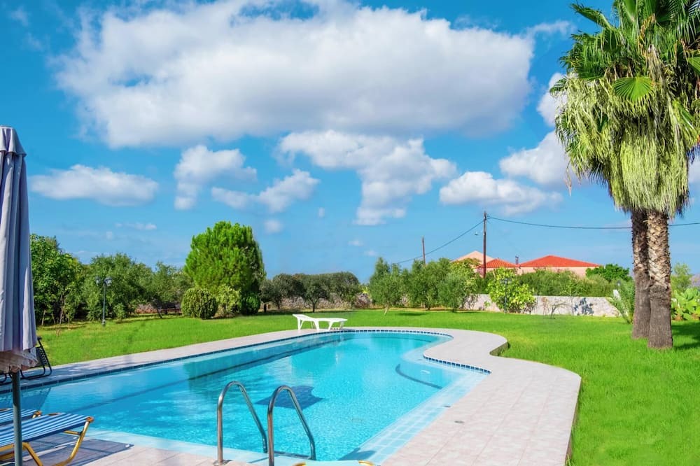 Photo of Outdoor in Pitharion