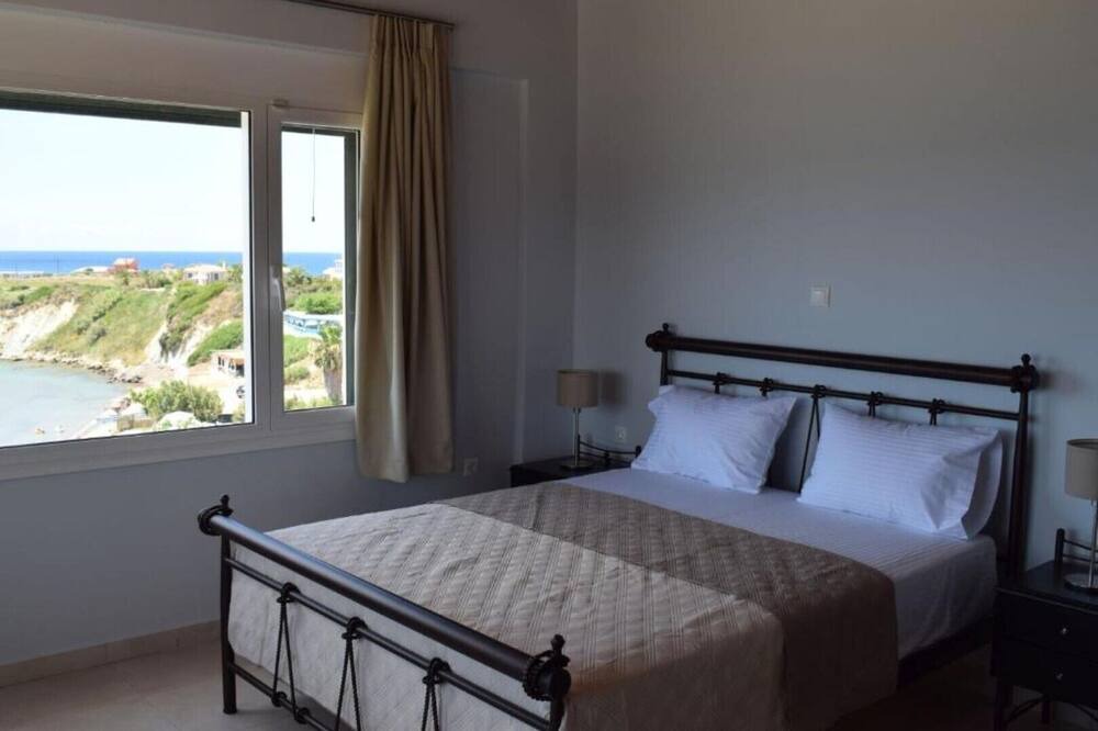 Photo of Bedroom in Kounopetra
