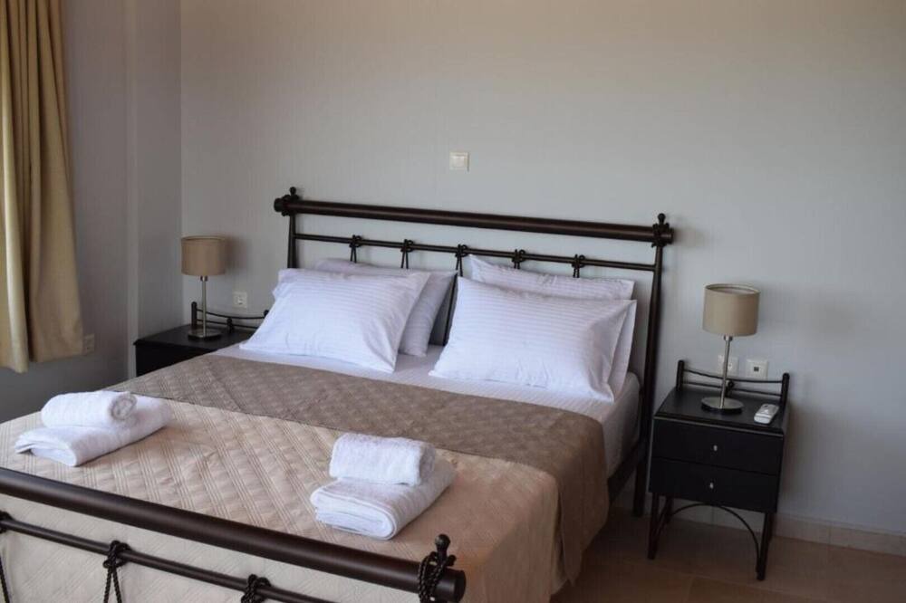 Photo of Bedroom in Kounopetra