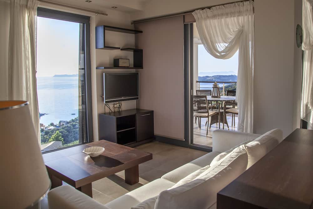 Photo of Livingroom in Igoumenitsa