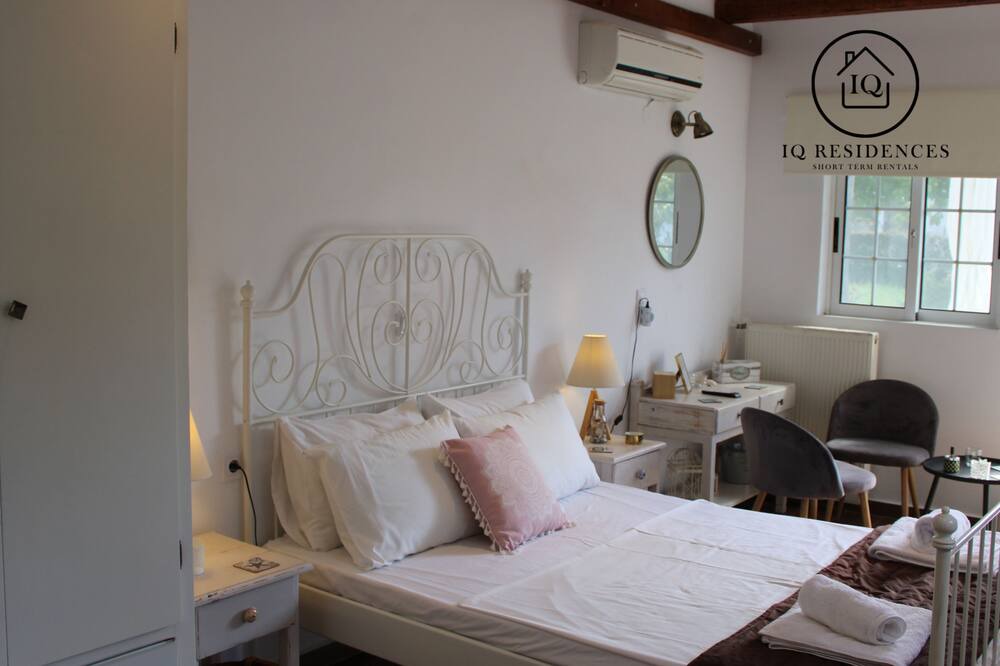 Photo of Bedroom in Lambi
