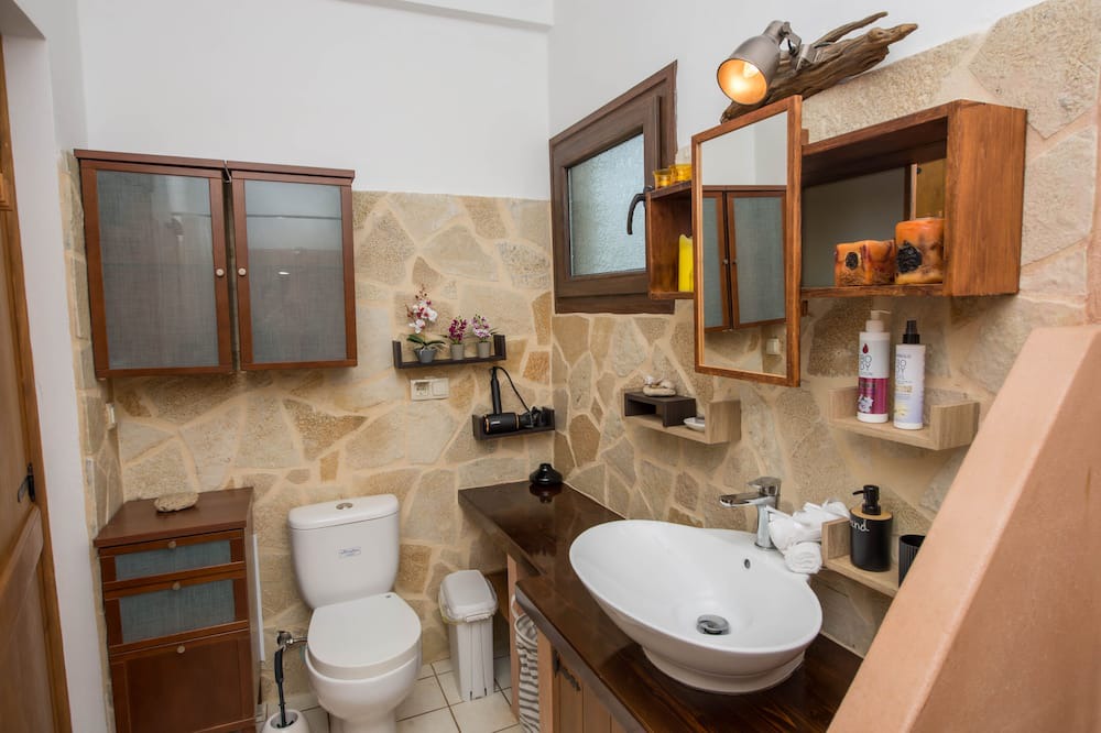 Photo of Bathroom in Agios Spyridon Corfu