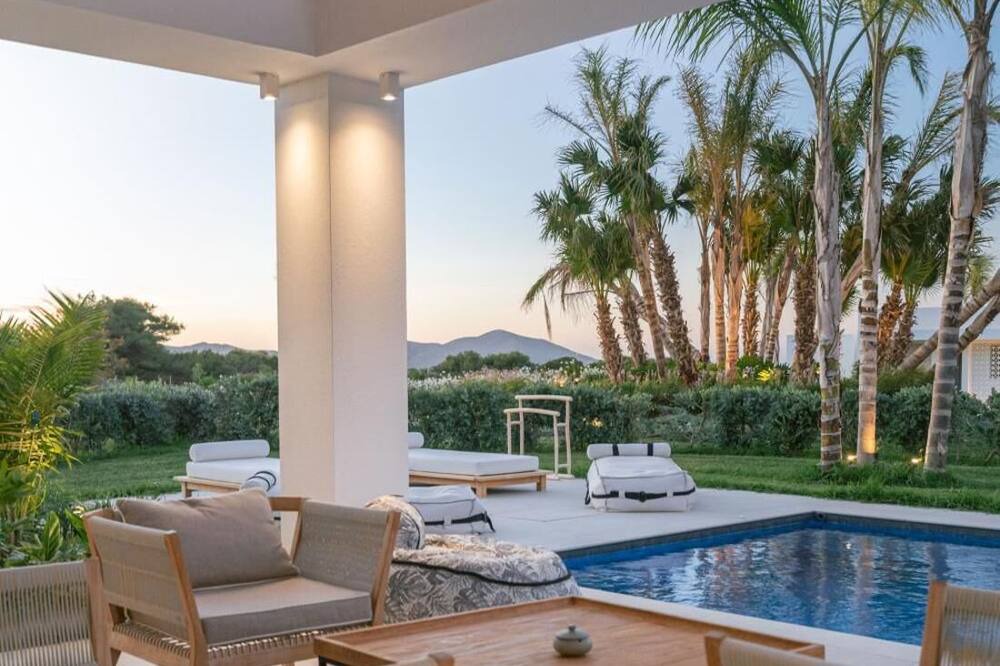 Photo of Patio Balcony in Tingaki