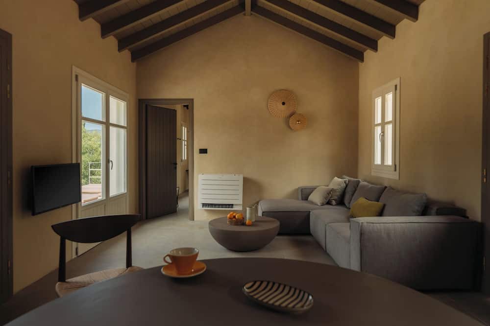 Photo of Livingroom in Tselendata