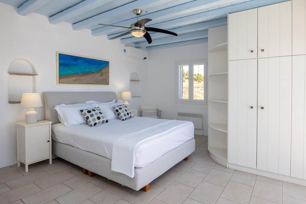 Photo of Bedroom in Agios Sostis