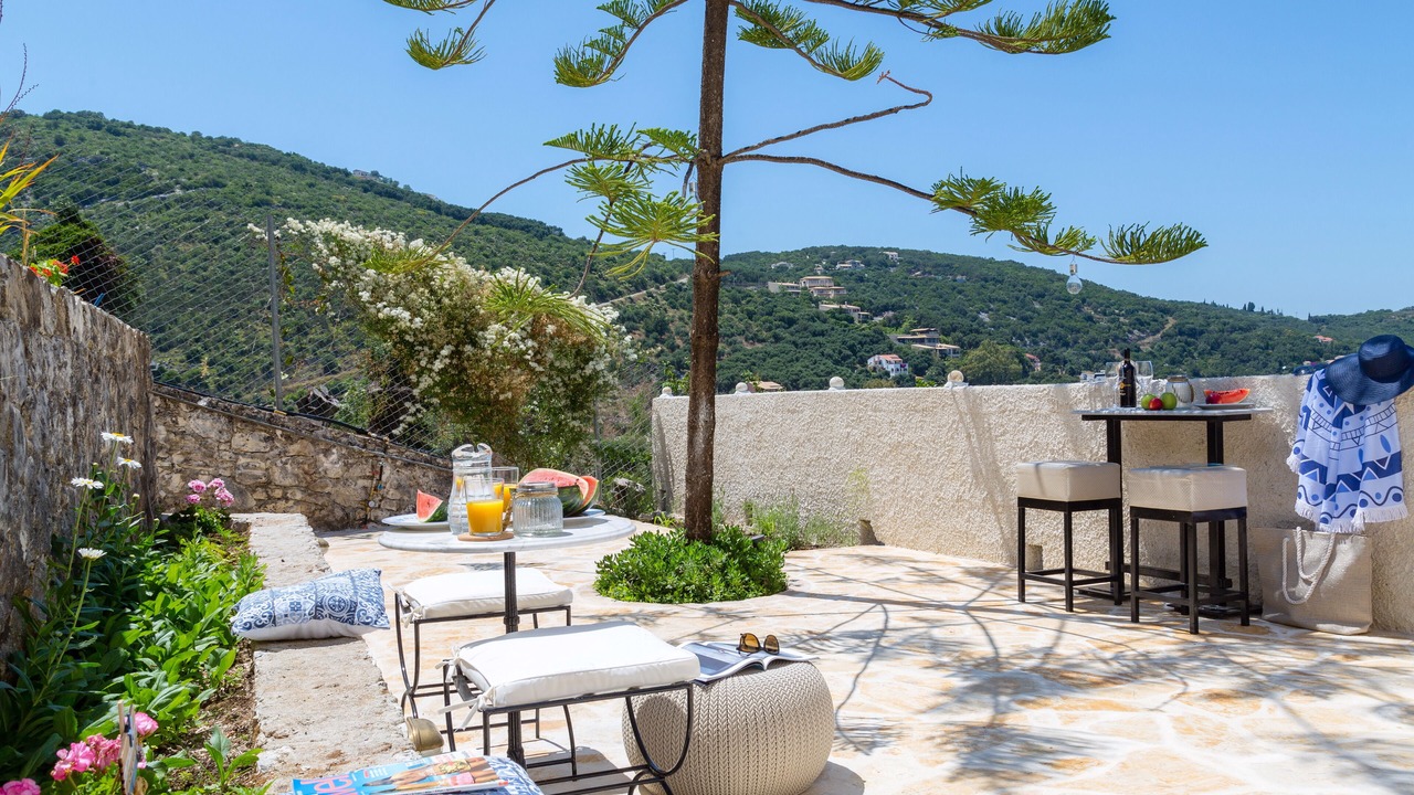 Photo of Outdoor in Apraos