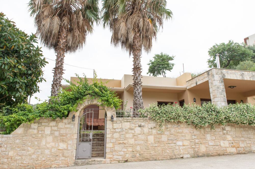 Photo of Outdoor in Palaiokastro