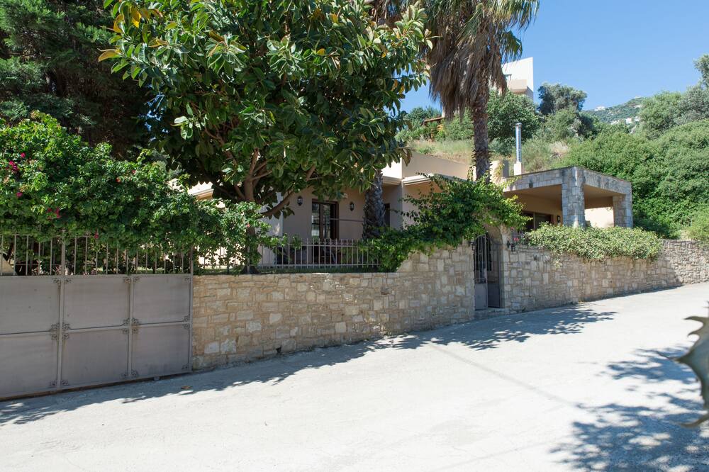 Photo of Outdoor in Palaiokastro
