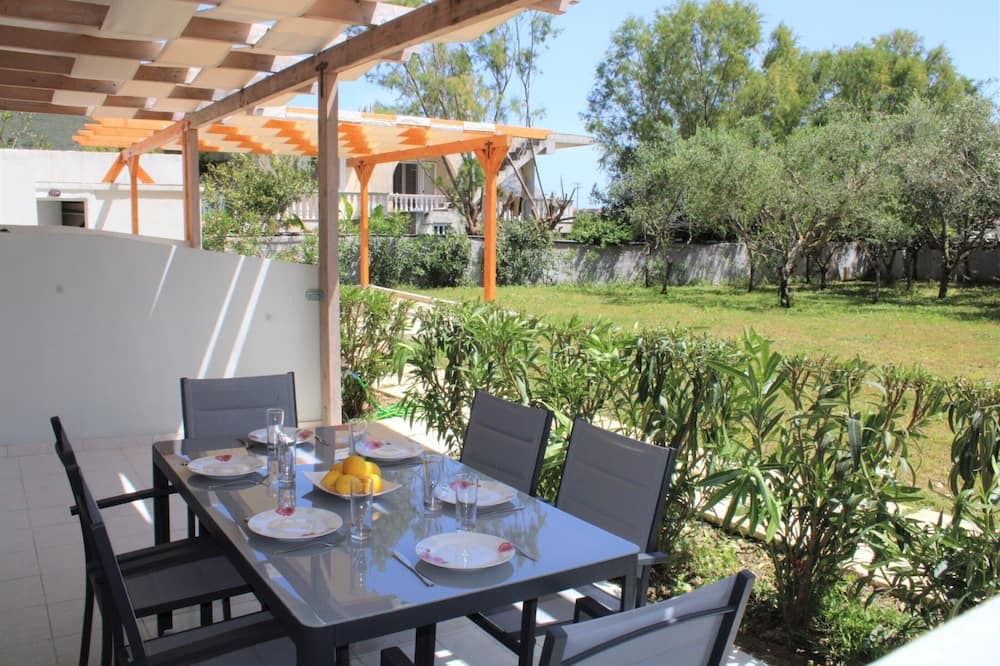 Photo of Patio Balcony in Kalamaki