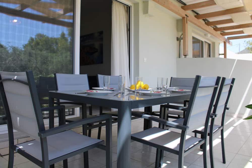 Photo of Patio Balcony in Kalamaki