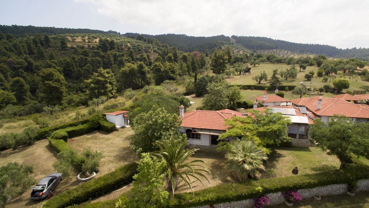 Photo of Outdoor in Paradhisos