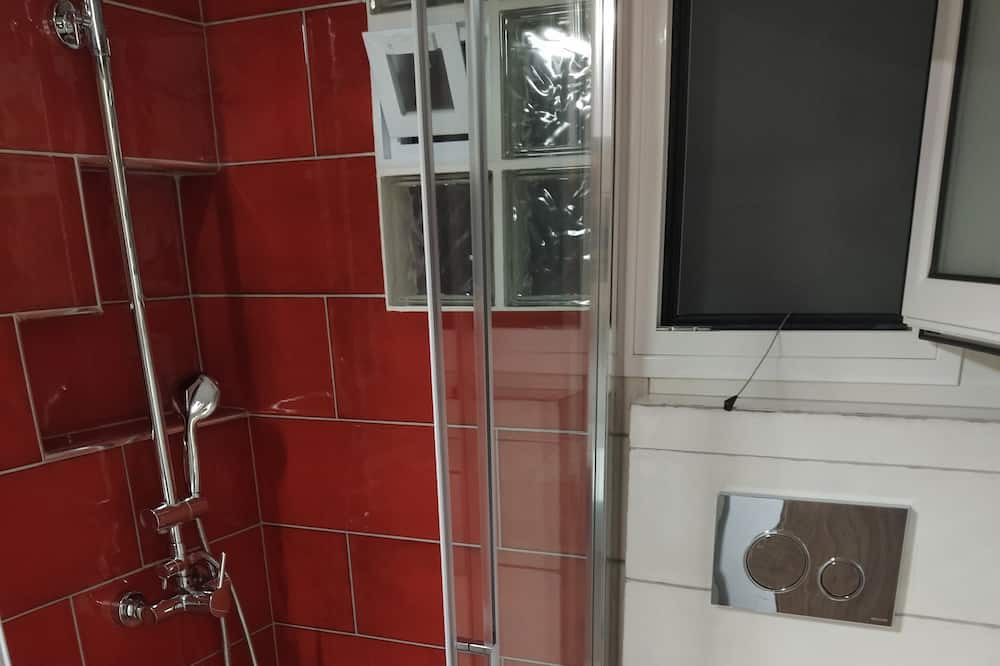 Photo of Bathroom in Platia Viktorias