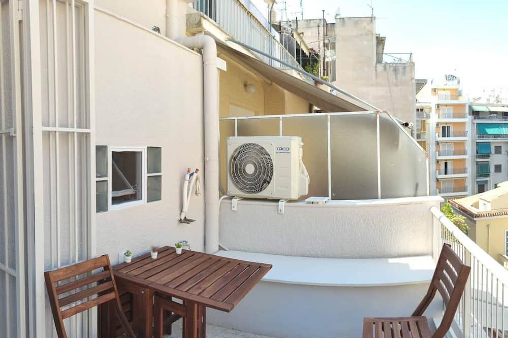 Photo of Patio Balcony in Platia Viktorias