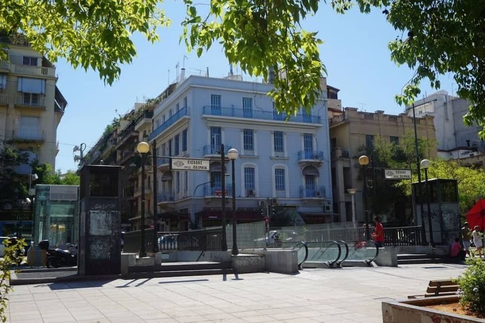 Photo of Outdoor in Platia Viktorias