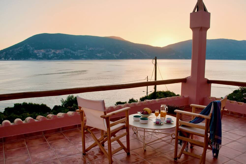 Photo of Patio Balcony in Matsoukata