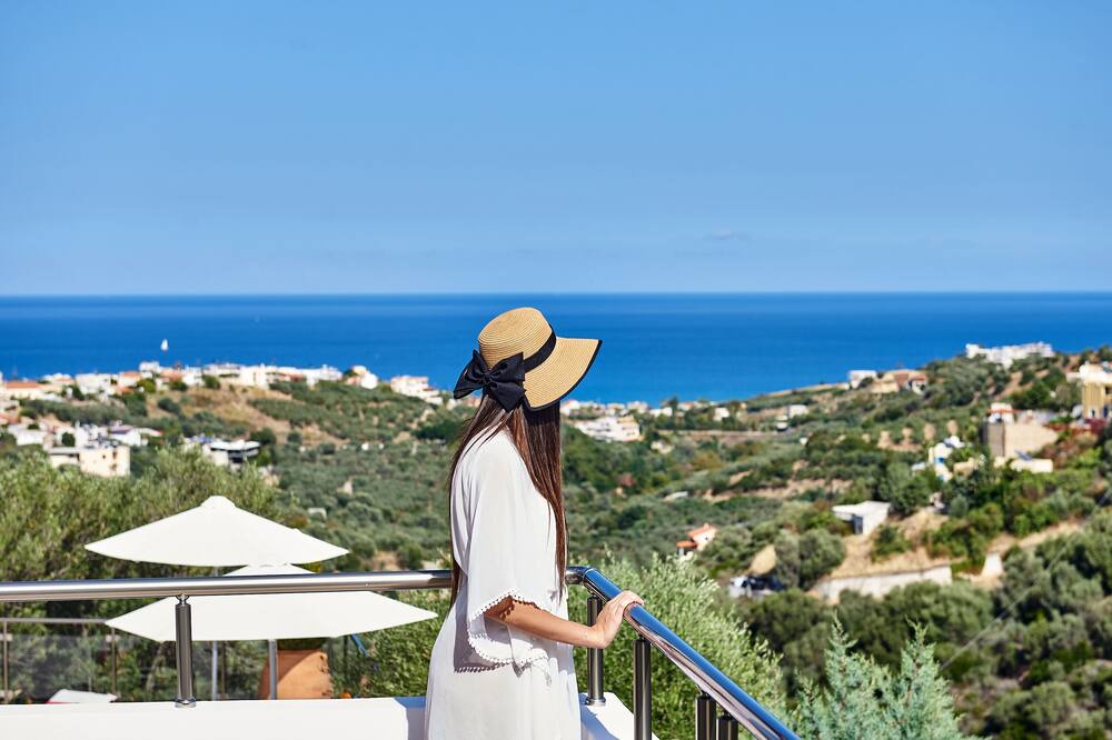 Photo of Patio Balcony in Stalos