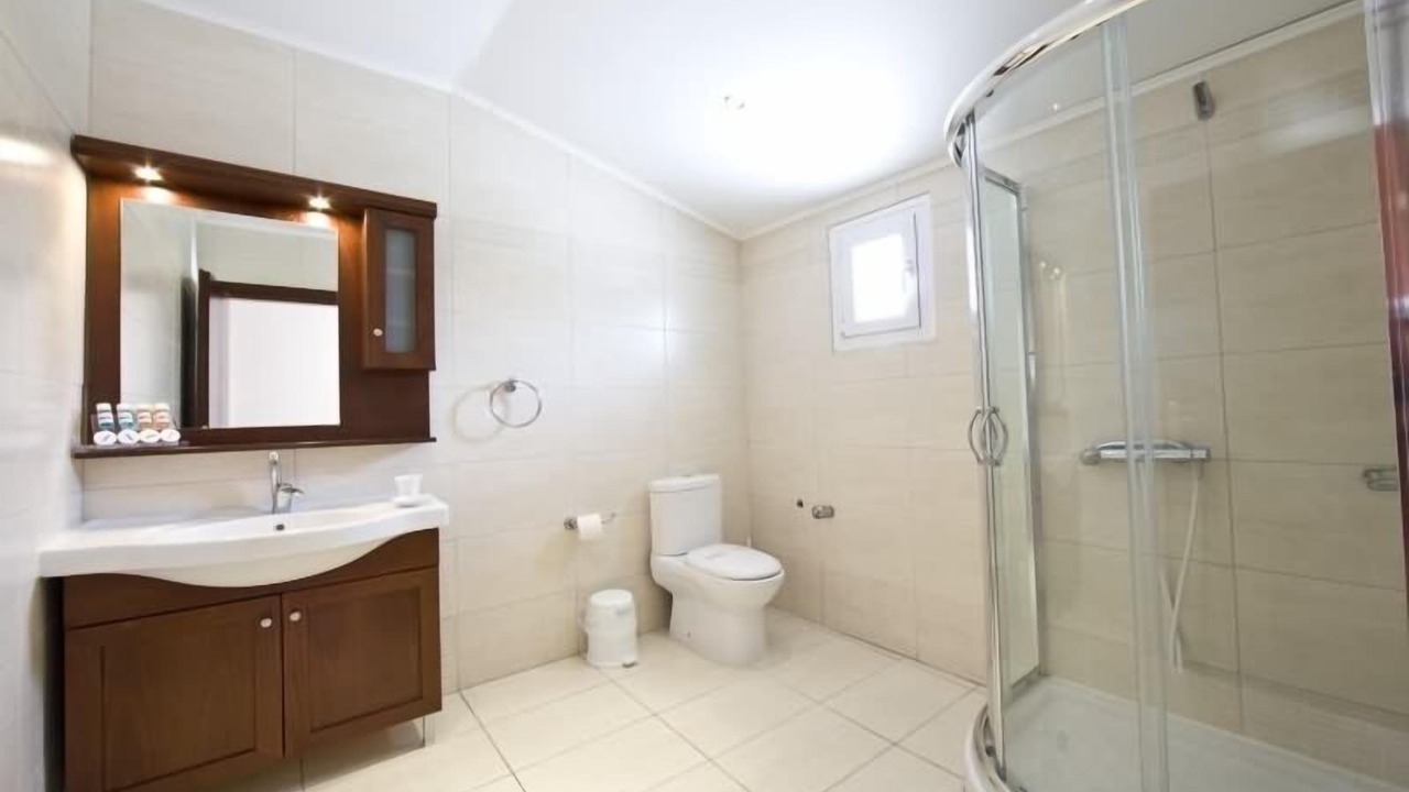 Photo of Bathroom in Neos Marmaras