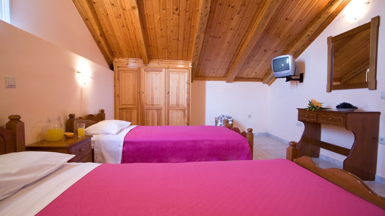 Photo of Bedroom in Tsoukaladhes