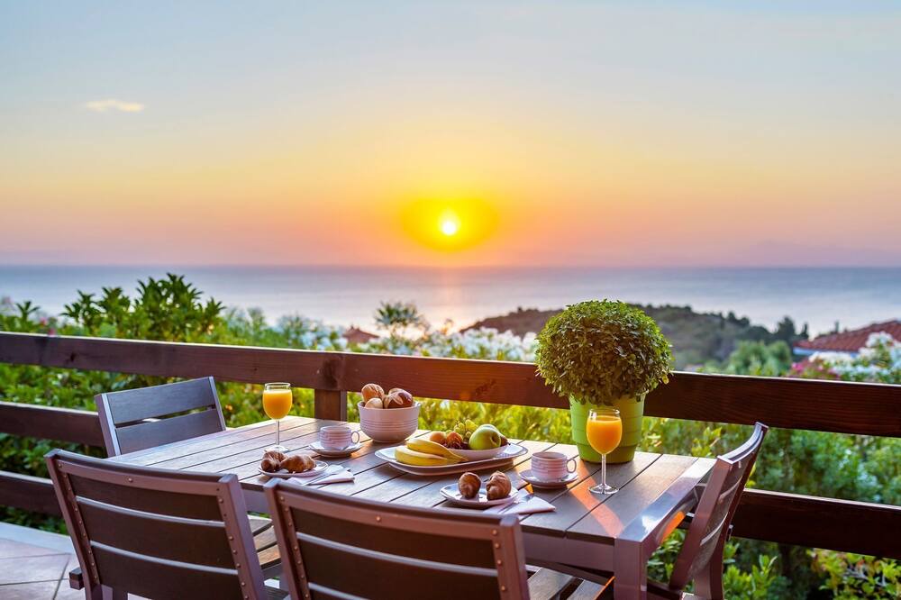 Photo of Patio Balcony in Lavreotiki