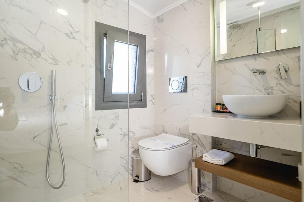 Photo of Bathroom in Paliouri