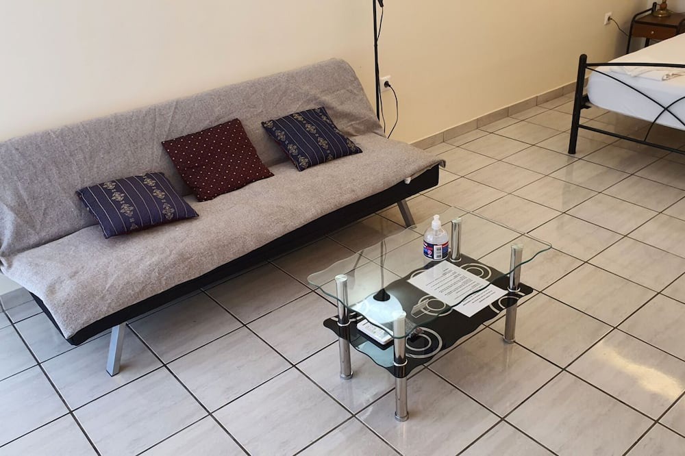 Photo of Livingroom in Markopoulon