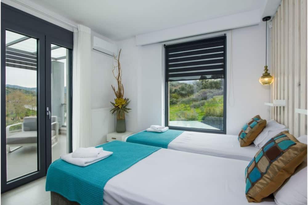 Photo of Bedroom in Skines