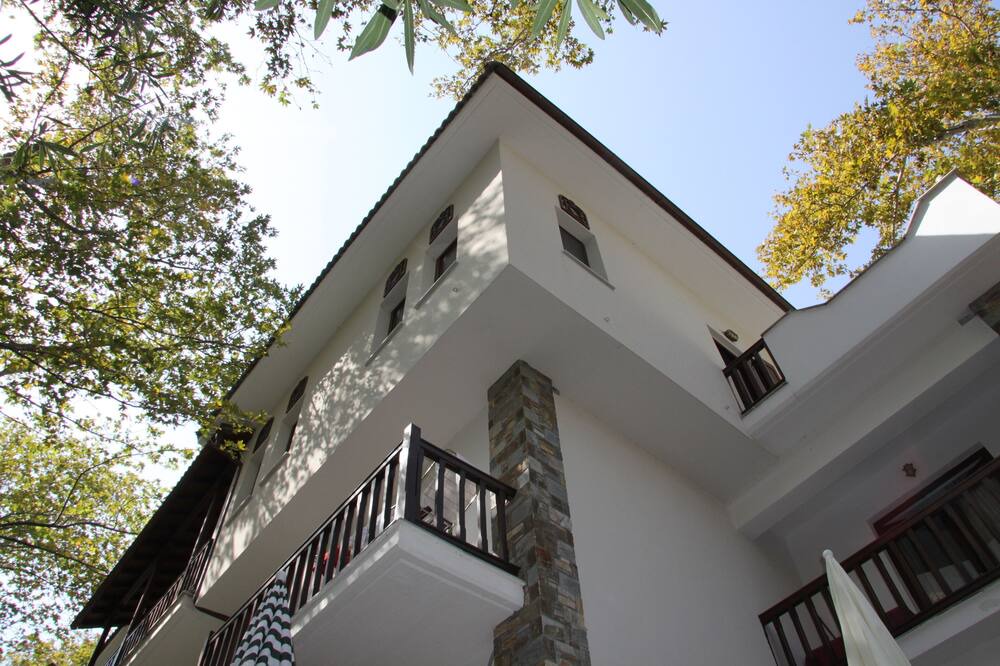 Photo of Outdoor in Kala Nera