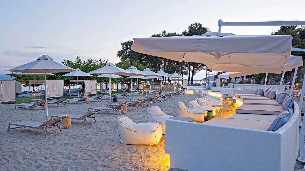 Photo of Others in Eretria