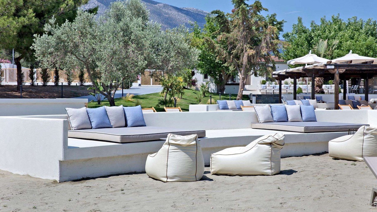 Photo of Others in Eretria