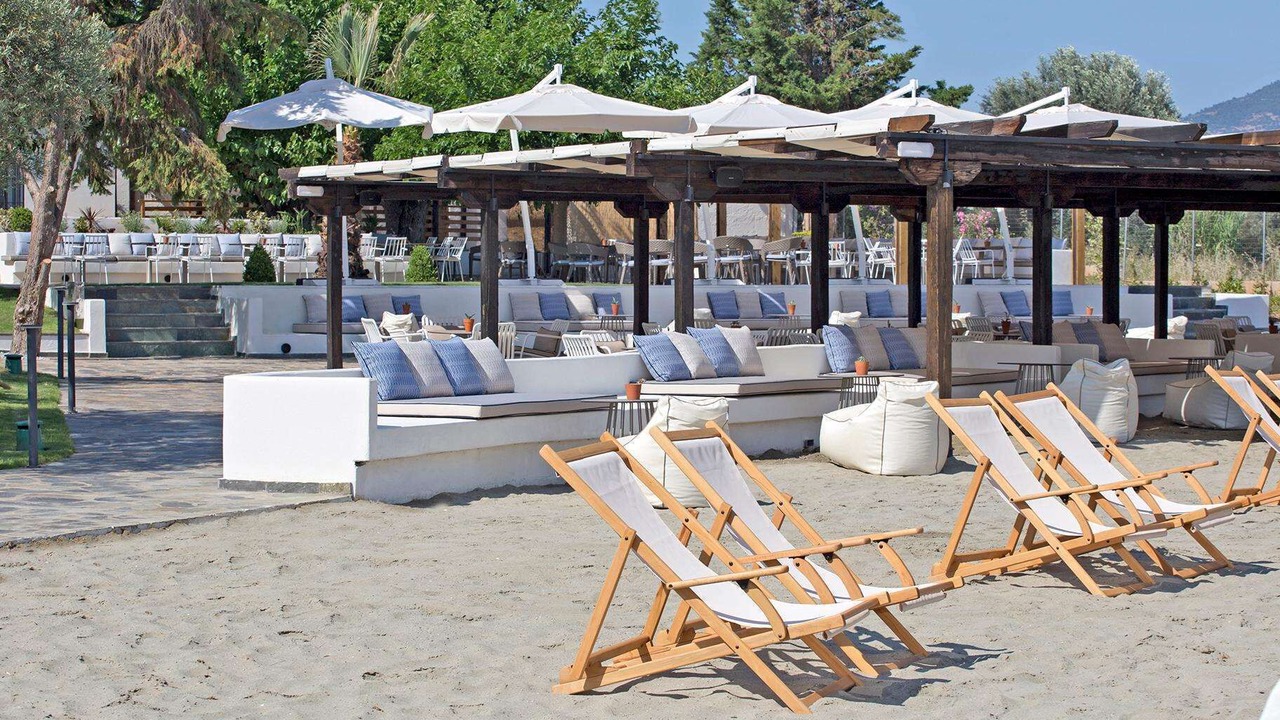 Photo of Others in Eretria