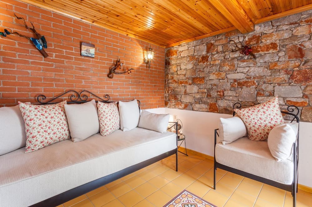 Photo of Bedroom in Stafylos