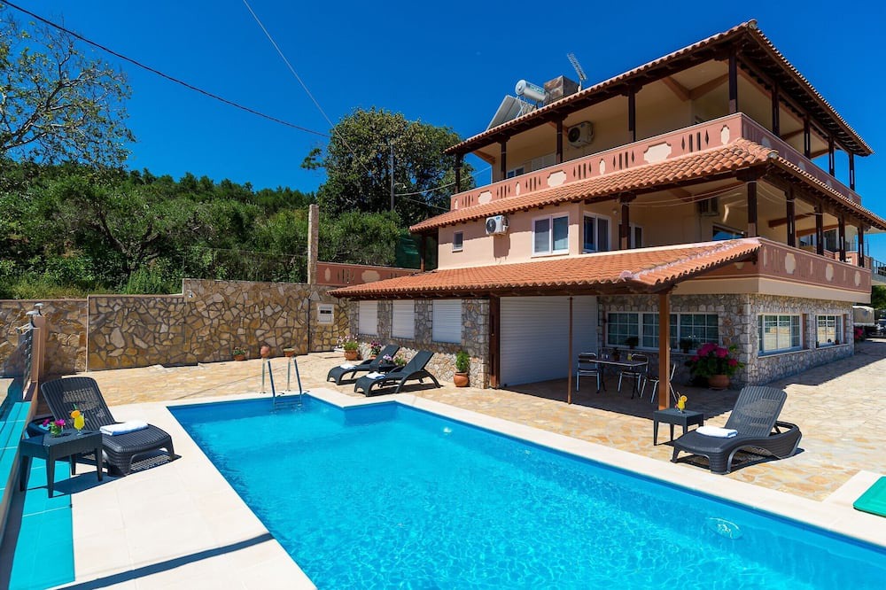 Photo of Outdoor in Polemarchi