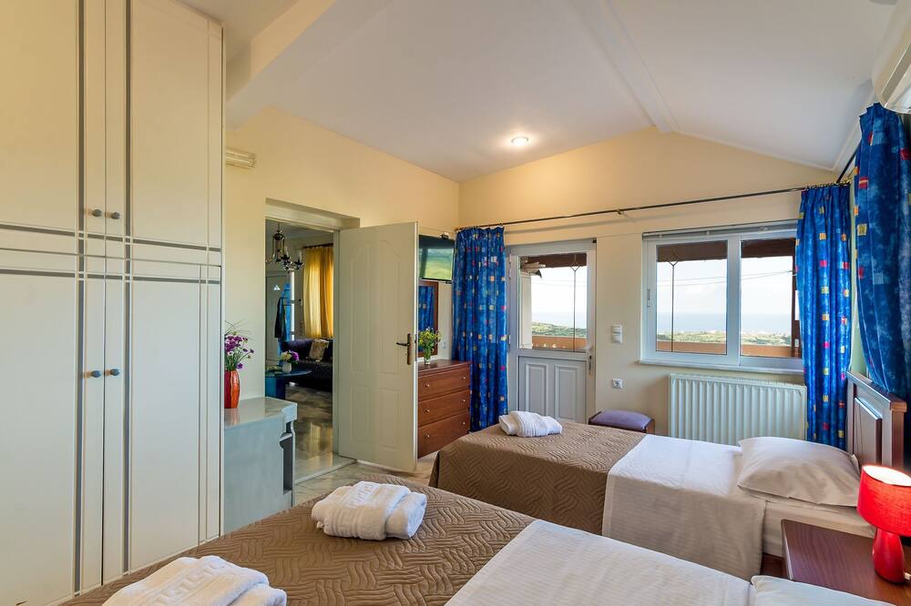 Photo of Bedroom in Polemarchi