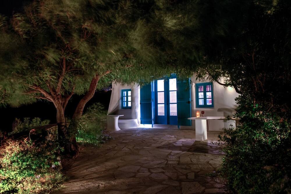 Photo of Outdoor in Vivlos