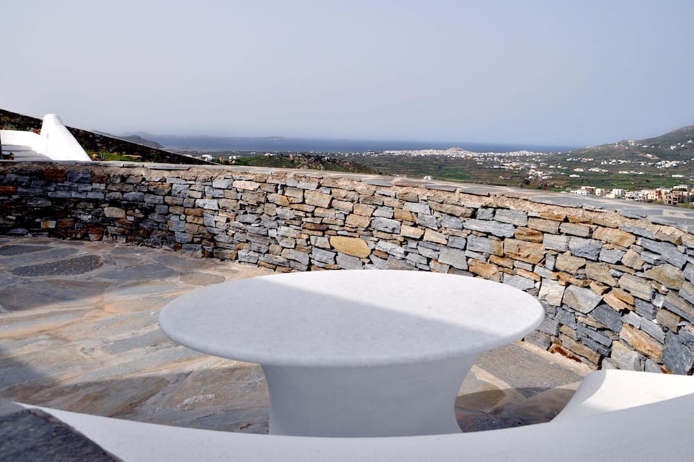 Photo of Patio Balcony in Vivlos