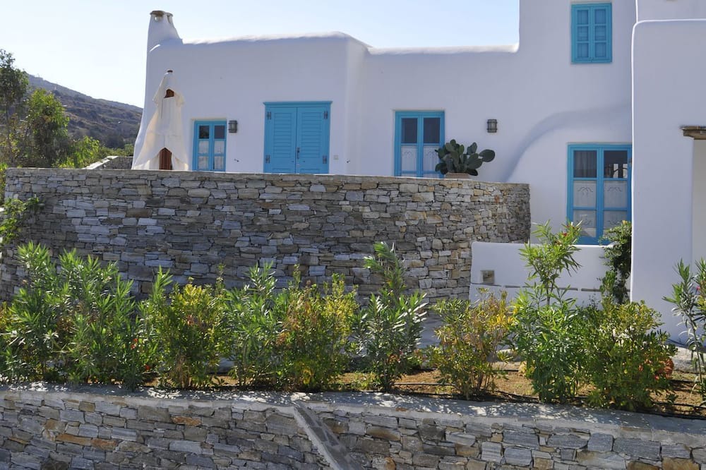 Photo of Outdoor in Vivlos