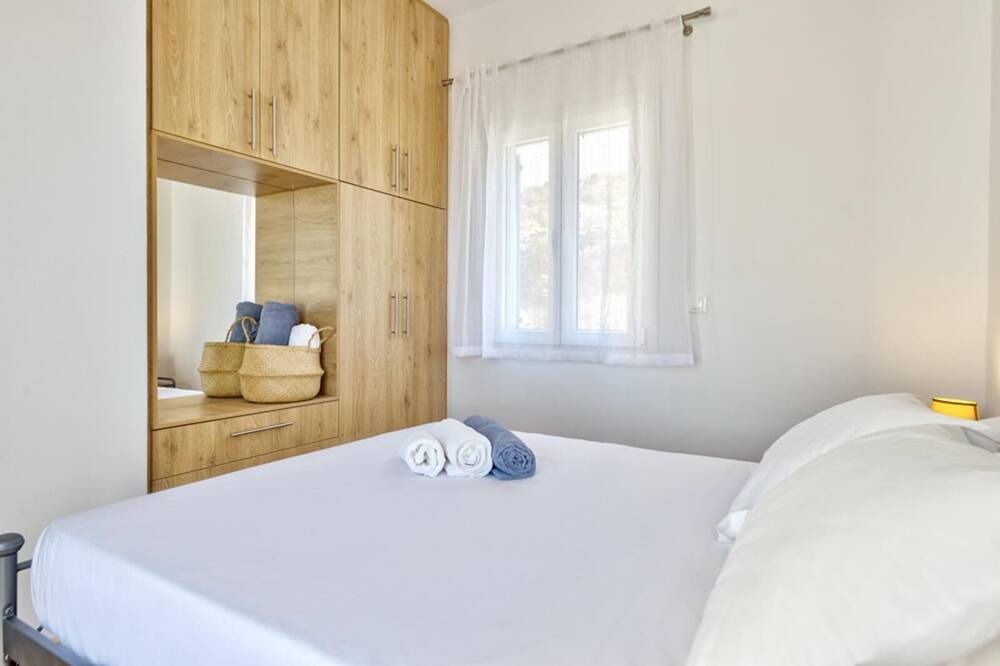 Photo of Bedroom in Posidonia