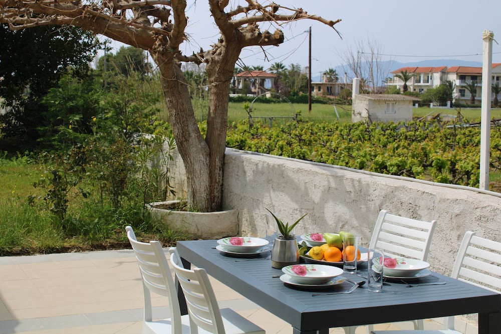 Photo of Patio Balcony in Kalamaki