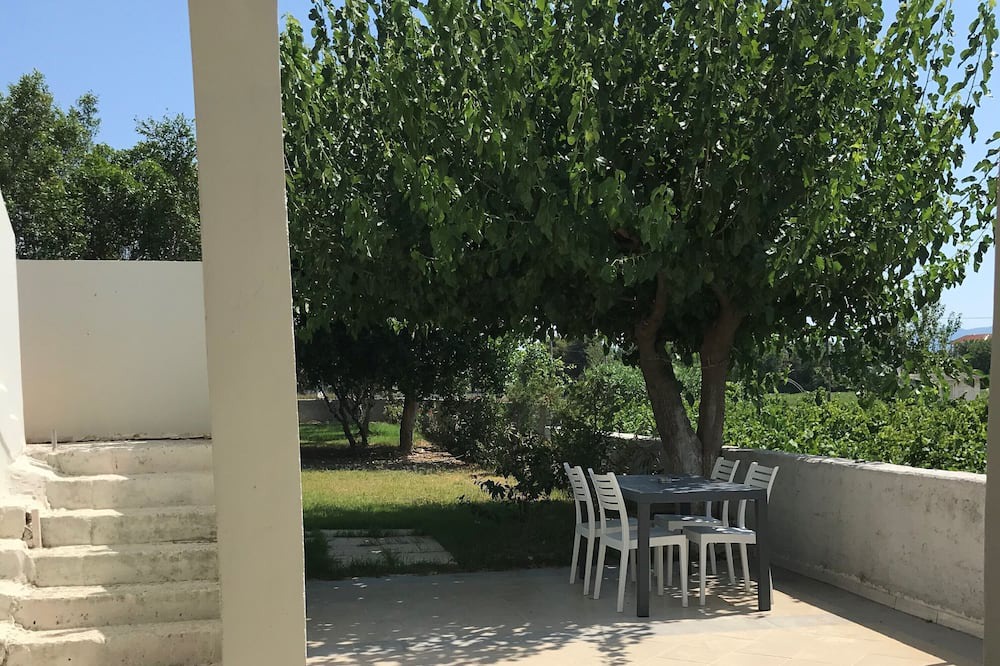 Photo of Patio Balcony in Kalamaki