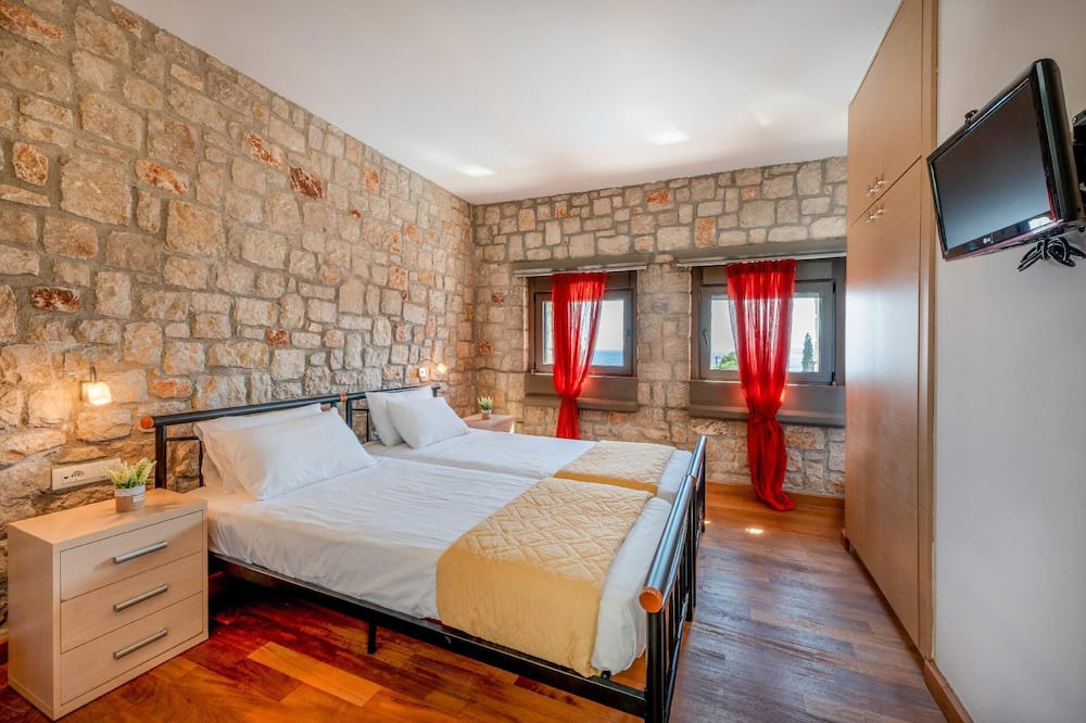 Photo of Bedroom in Pefkos